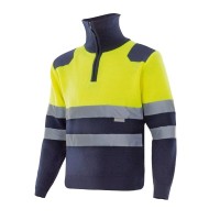 Camisola Malha Alta Visibilidade P301001 Camisola malha alta visibilidade P301001 com gola subida, fecho éclair e fitas refletoras