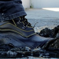 Bota Biqueira Aço PVC S5 132001