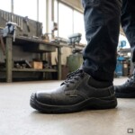 Sapato de trabalho preto em pele com atacadores S3 Gaborone