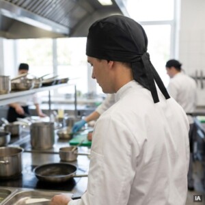 Gorro de cozinha MACIS estilo bandana com atilhos de aperto posterior